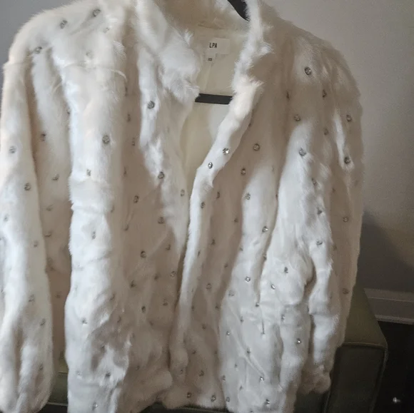 Faux Fur Jacket - Picture 7 of 7